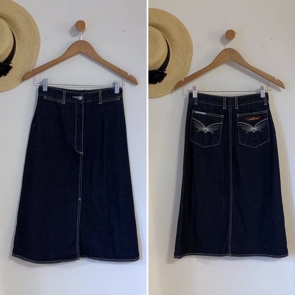 Vintage 1970s Jordache dark wash a-line midi denim skirt with front middle slit - Picture 12 of 12